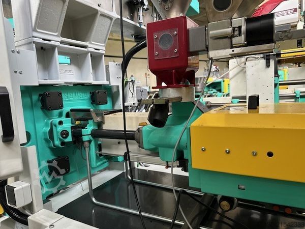 Spritzgießmaschine Arburg 270C 400-70 e²