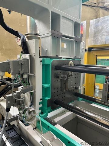 Spritzgießmaschine Arburg 270C 400-70 e²