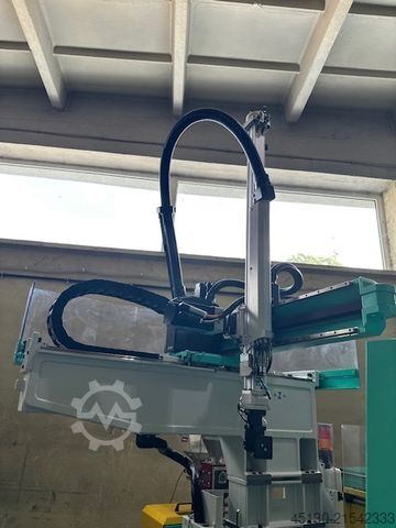 Spritzgießmaschine Arburg 270C 400-70 e²