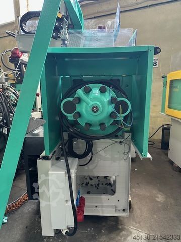 Spritzgießmaschine Arburg 270C 400-70 e²