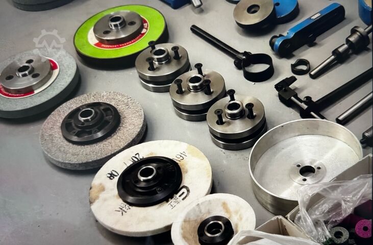 Werkzeugschleifmaschine Knuth Universal Schleif- u. Drehmaschine Multi Grind 102781