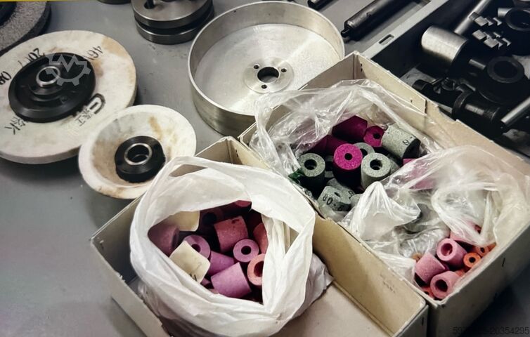 Werkzeugschleifmaschine Knuth Universal Schleif- u. Drehmaschine Multi Grind 102781