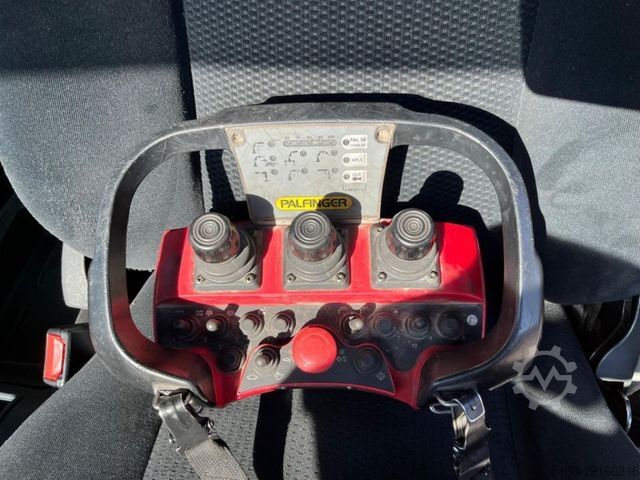 Autokran MAN TG-S 26.400 6x2-2 BL Pritsche Heckkran