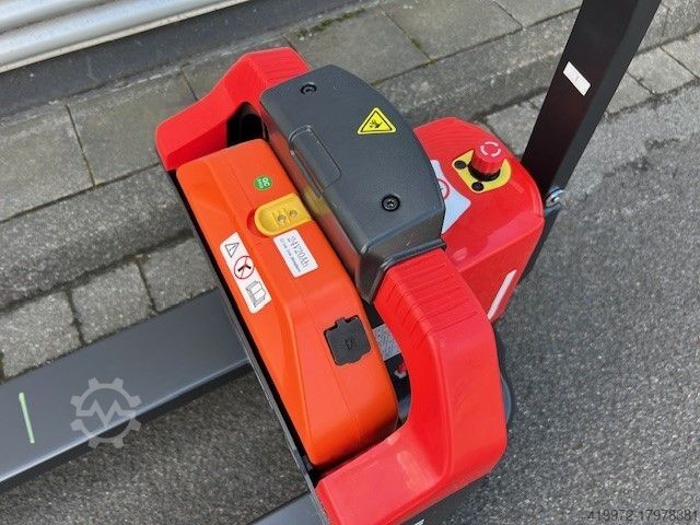 Electric Pallet Truck Noblelift PT E15Q2 Atom