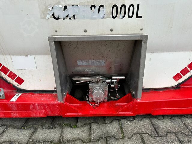 Tankcontainer Singamas 20FT ISO, 26.000L/1-COMP/3 BAFFELS/3 manholes, ...