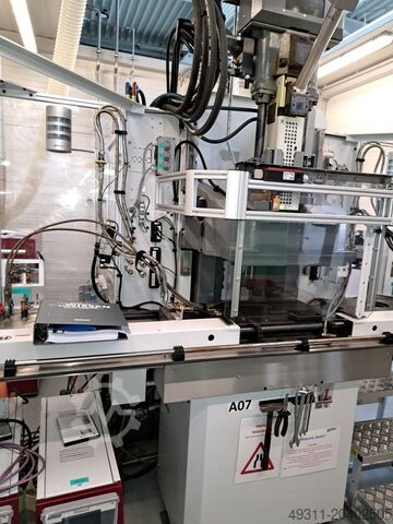 Spritzgießmaschine Arburg 375 V 500 - 100 Schiebetisch