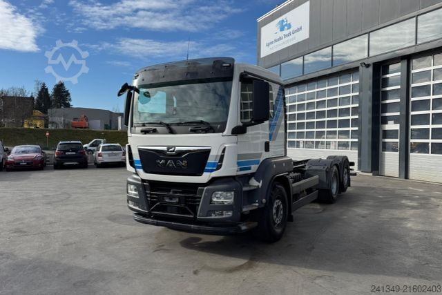 LKW-Fahrgestell MAN TGS 26.500 6x2