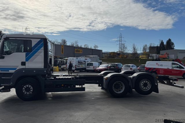LKW-Fahrgestell MAN TGS 26.500 6x2