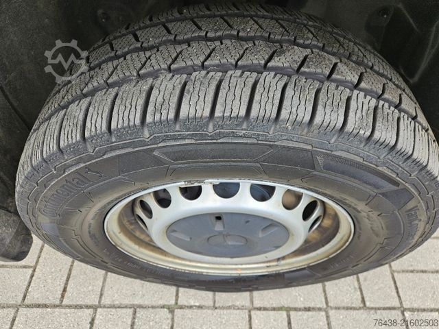 Kastenwagen MERCEDES-BENZ Sprinter 317 CDI 2,8tAHK|AC|STDHZ|TÜV+ÖL+BREMneu