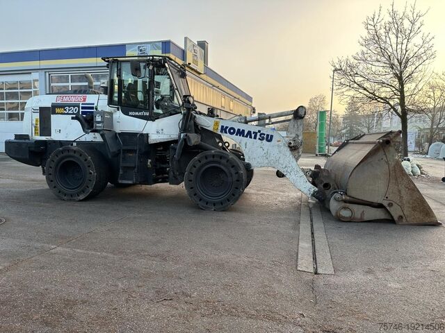 Radlader Komatsu WA 320-8 Klappsch. Hochlader WAAGE Schutzbel. K...