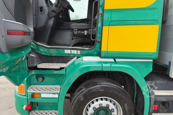 Truck mounted crane SCANIA G490 6x2 PK18002-4