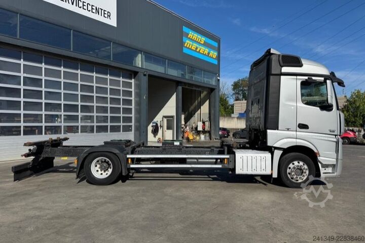 Swap body truck MERCEDES-BENZ Actros 1840 4x2 BDF