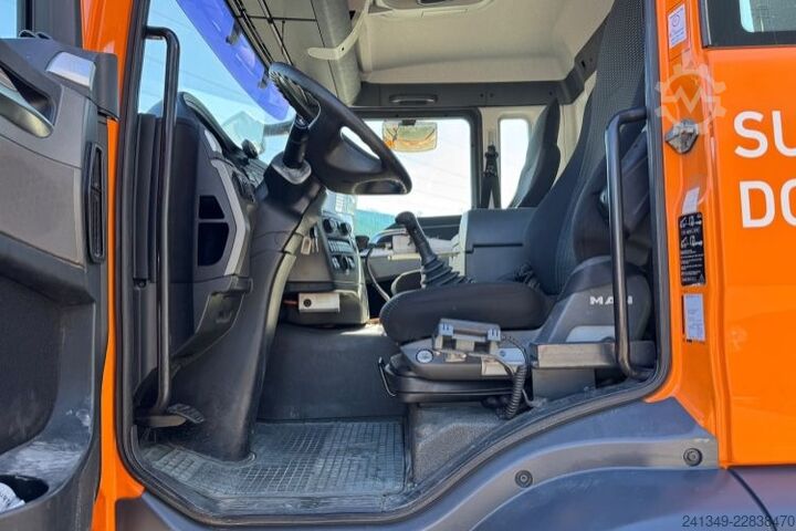 Swap body truck MAN TGS 28.400 6x4-4