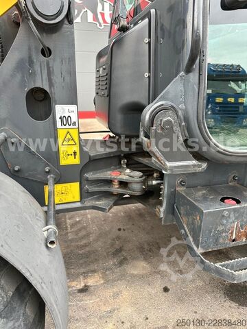 Radlader KOMATSU WA 70-7 37 kW 2016 Gabel & Schaufel