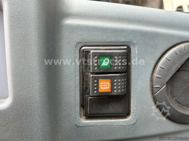 Radlader KOMATSU WA 70-7 37 kW 2016 Gabel & Schaufel