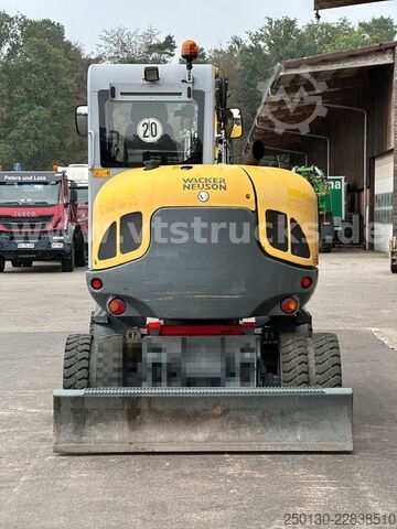 Mobilbagger WACKER 6503-2 4x4 Mobilbagger / Löffel/60PS/2015