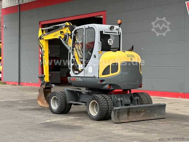 Mobilbagger WACKER 6503-2 4x4 Mobilbagger / Löffel/60PS/2015
