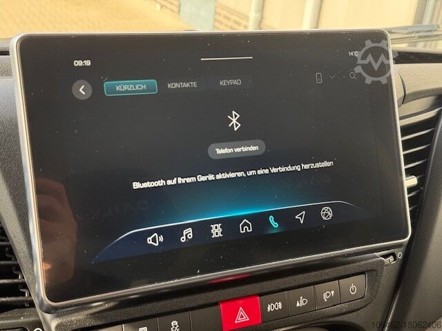 Panel van Iveco Daily Kasten 35S18 L4H2 16m³ Aut.+AHK+ACC+NAVI+KAMERA