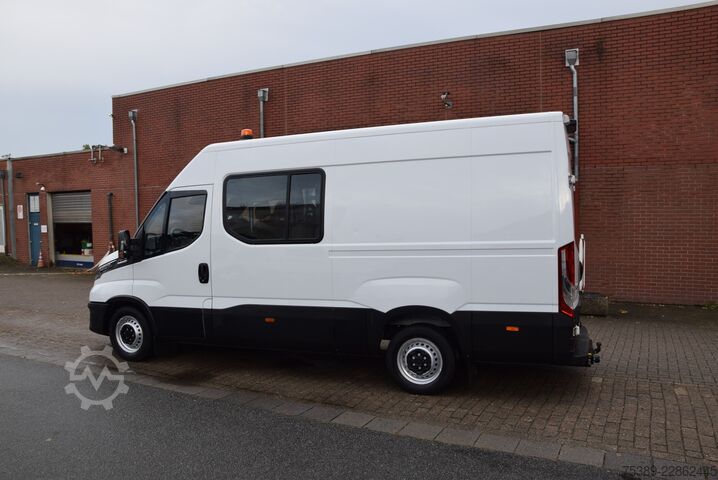 Kastenwagen hoch Iveco Daily  35 S18 L2H2 Doka Kasten Automatik ACC LED