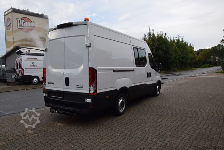 Kastenwagen hoch Iveco Daily  35 S18 L2H2 Doka Kasten Automatik ACC LED
