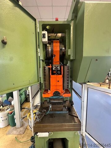 Eccentric press Presse Ross 40V-4