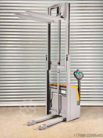High lift truck pedestrian Jungheinrich EJC 110 - nur 1889 Std. - Service Neu -Garantie