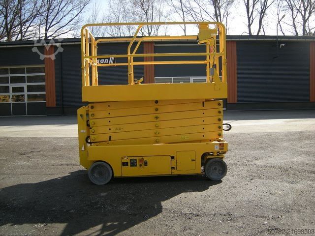 Arbeitsbühne GENIE GS 4047 Scherenarbeitsbühne Genie 14 m