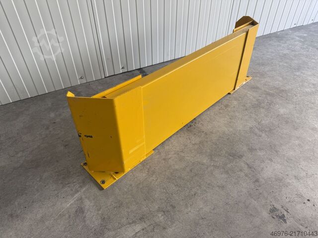 Hochregallager Anfahrschutz Anfahrschutzleitplanke lichte Weite: 1.550 mm