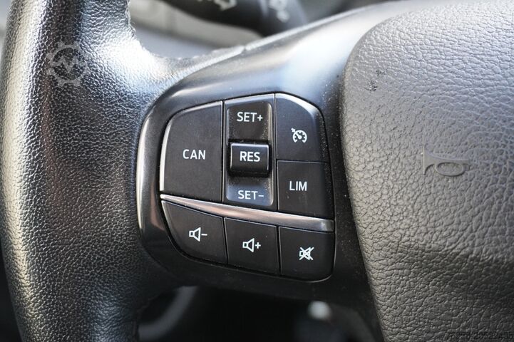 Hochdachkombi Ford Transit Custom 2.0 TDCI 130PK L2 EURO 6 - Airco...