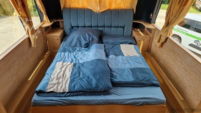 Bus NEOPLAN 5217 Starliner, Wohnmobil  Konferenzbus Bürobus