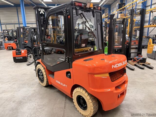 Diesel Forklift Noblelift CPCD30T