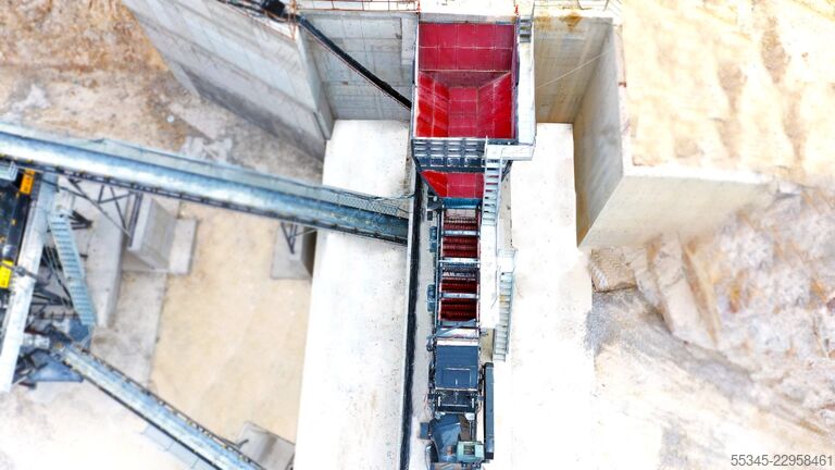 Stationäre Brechanlage FABO Stationary Crushing Plant Stationary Crushing and Screening Plants