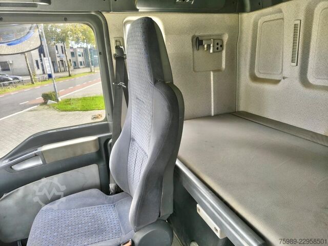 Box body MAN TGA 26.430 6x2  695145 km original, RETARDER Go...