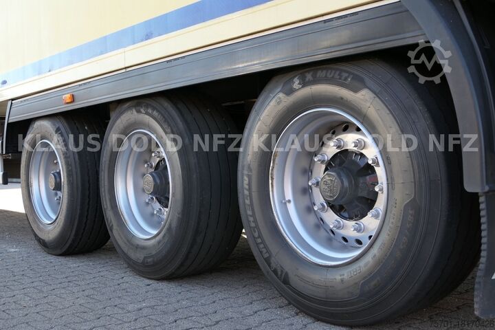 Reefer semitrailer LAMBERET LVFS3 Kühlkoffer Carrier Liftachse Rolltor LBW