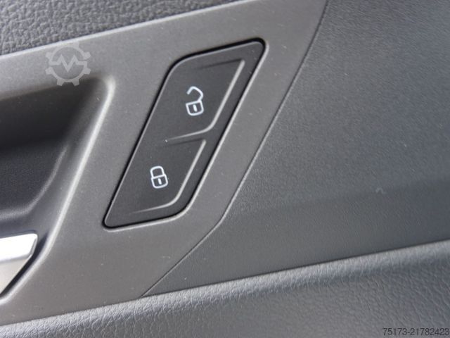 Panel van FORD Transit Connect 102PS Limited L2 Kasten Navi