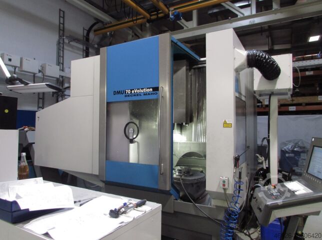 Universal machining center DMG MORI 70 eVo