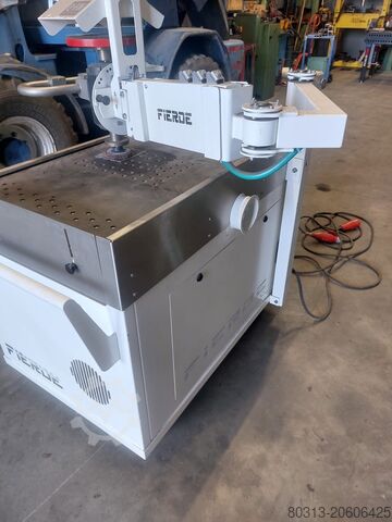 Grinding machine Q-FIN Top Grinder