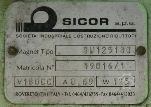 Getriebemotor 22 kW 59,4 U/min Flender LUGA-160LD-04Y