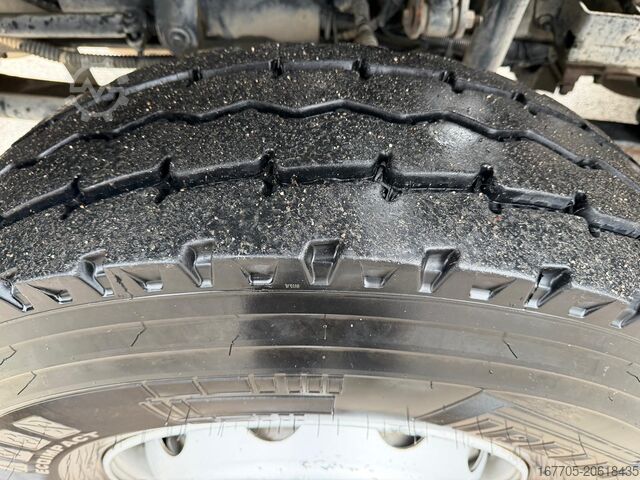 Concrete mixer truck Astra HD9 84.48