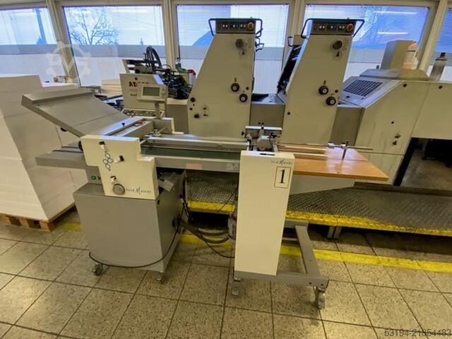 Multigraf Foldmaster 220 STA  