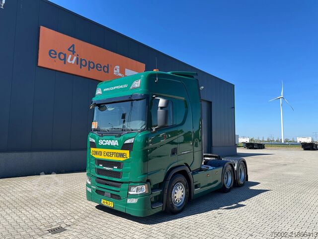 Standard-SZM Scania S500 S500 6x4 RETARDER / ontheffing 78 ton / NL...
