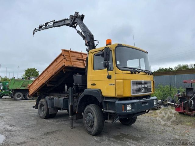 Three-sided tipper truck MAN F2000 19.343 FAK 2-Achs Allradkipper Kran