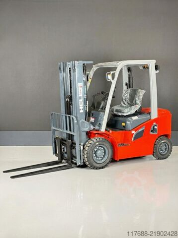 Diesel front loader Heli CPCD35-G3 Diesel 3,5t 4,7m Triplex KUBOTA Garantie