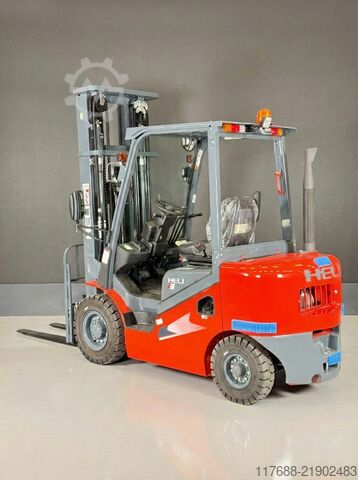 Diesel front loader Heli CPCD30-H3 - Diesel - 3t 6m Triplex KUBOTA Garantie