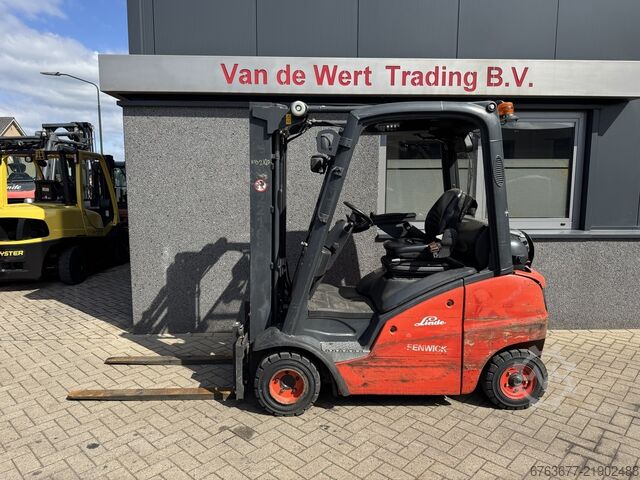 Linde H20T-01 Triplex 460 Freelift / Sideshift LPG 2012 LINDE H20T-01 Triplo 460 Freelift / Sideshift LPG 2012