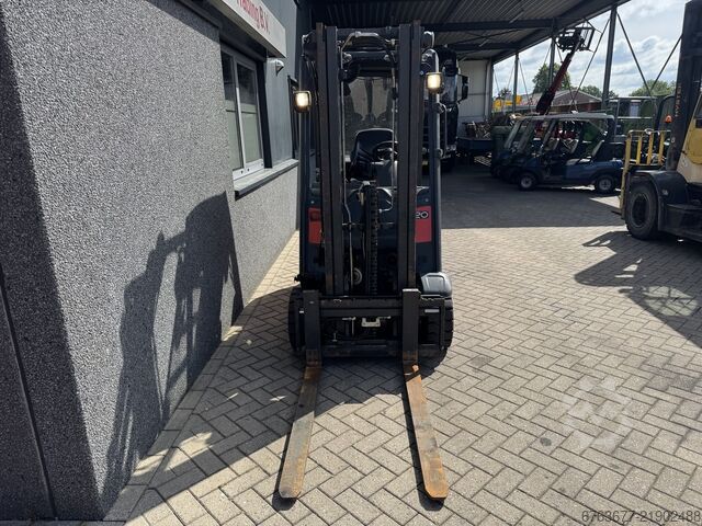 Linde H20T-01 Triplex 460 Freelift / Sideshift LPG 2012 LINDE H20T-01 Triplo 460 Freelift / Sideshift LPG 2012