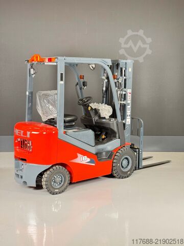 Diesel front loader Heli CPCD18H3-Diesel 1,75t 4,7m Triplex KUBOTA Garantie