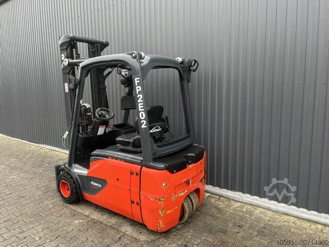 Elektro 3 Rad-Stapler Linde E20L-02