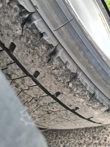 Standard tractor unit FORD F-MAX 500