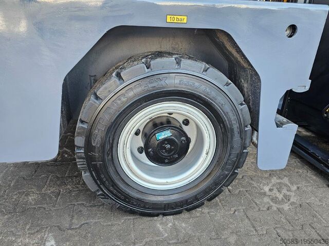 Electric Sideloaders Baumann EGX60/16/75TR - TRIPLEX